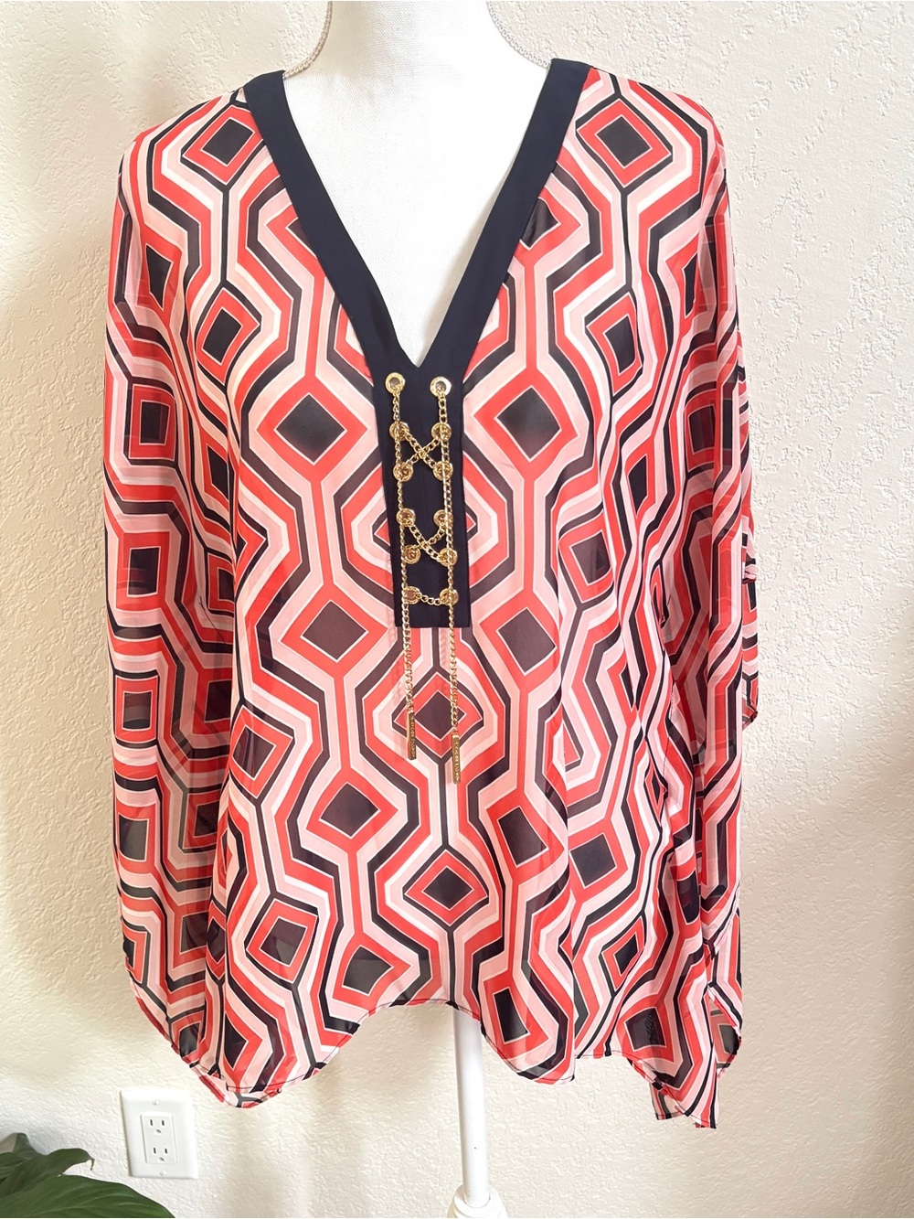 Michael Kors Coral Geometric V-Neck Blouse with Gold Chain SM